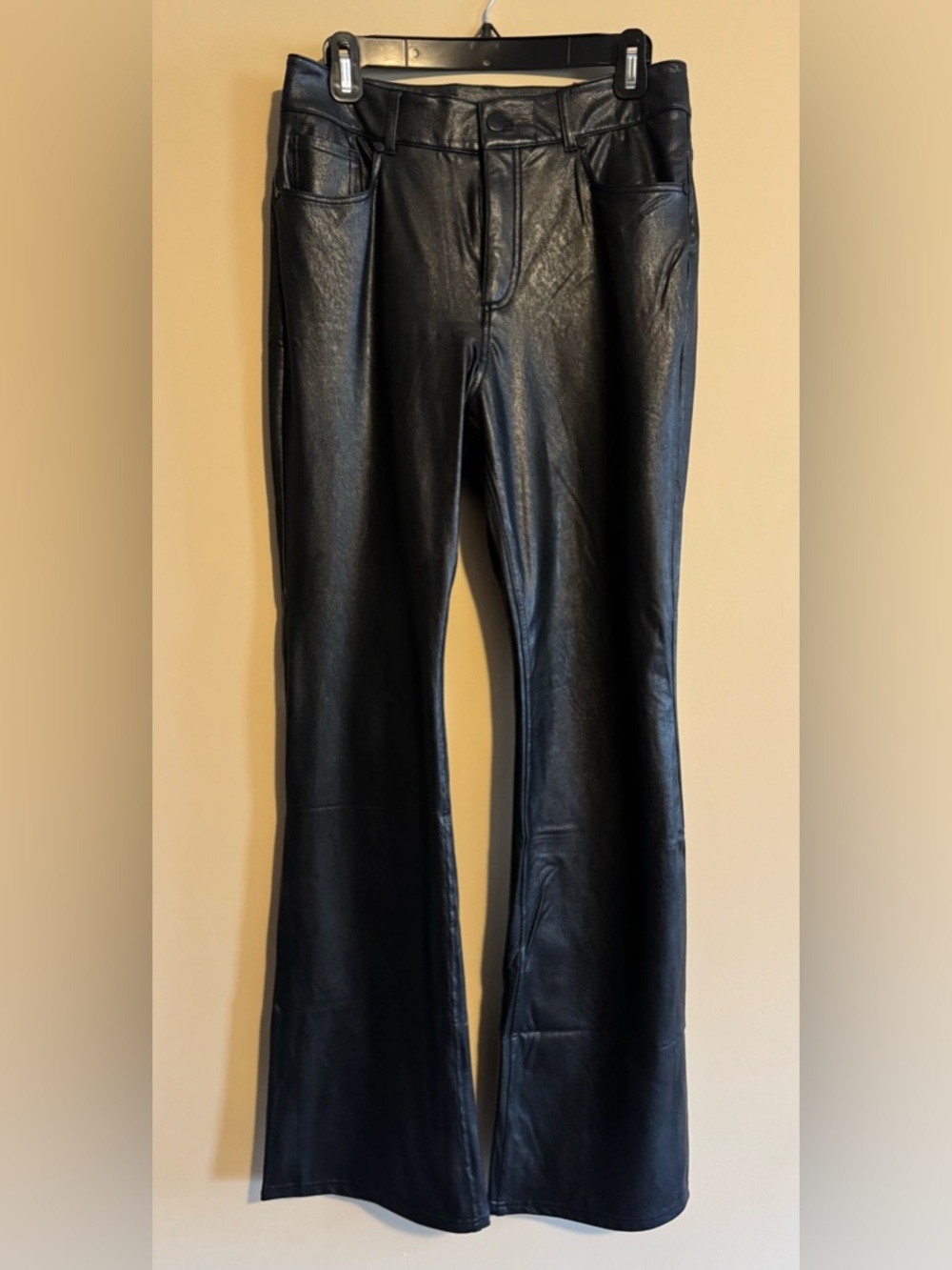 Commando Faux Leather Pant - Picture 2 of 4